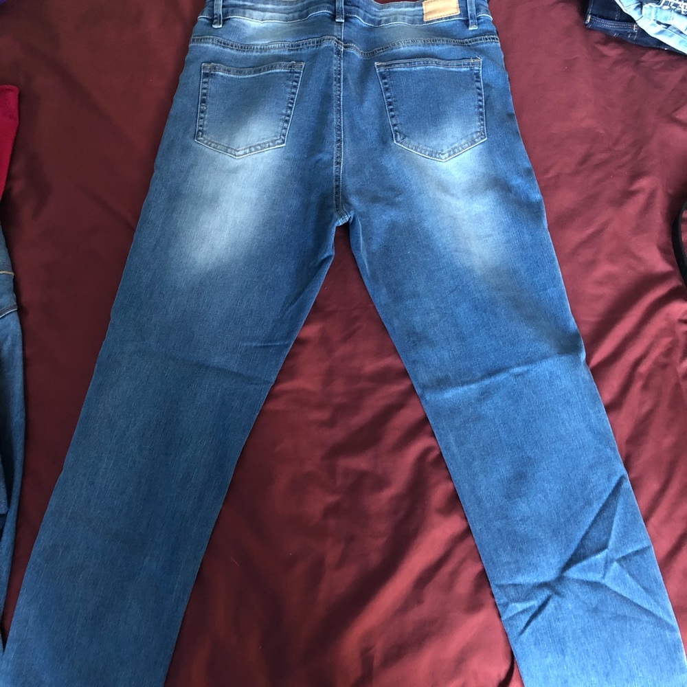 Skinny jeans